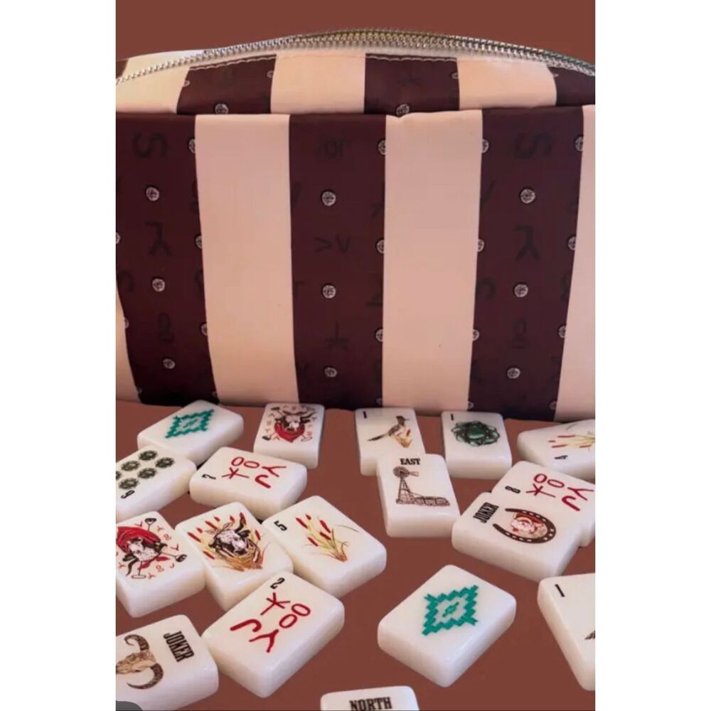 Wild Western American Mahjong Set w/ Themed Tiles, Racks, Trays & Carry Bag - Picture 7 of 9